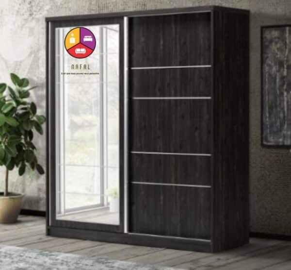 Armoire a portes coulissantes