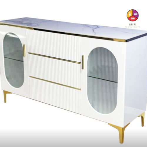 Buffet blanc avec dore peids